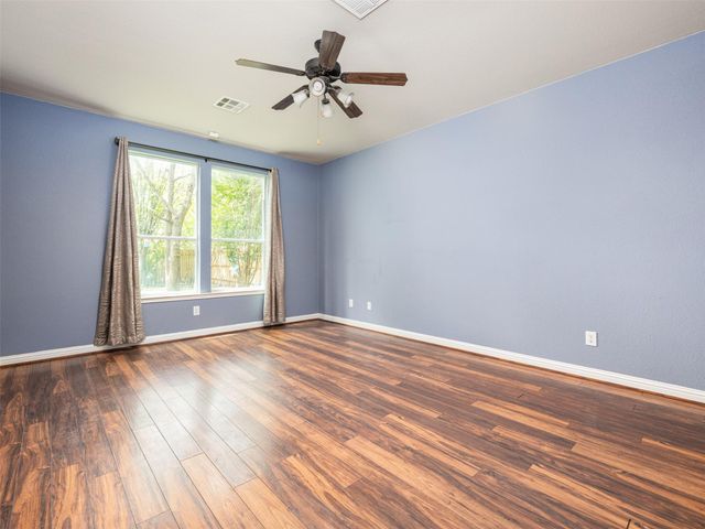 289 Serene Hollow LN, Buda, TX 78610