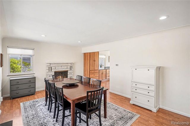 3504 Loon Lake Court, Linden, MI 48451