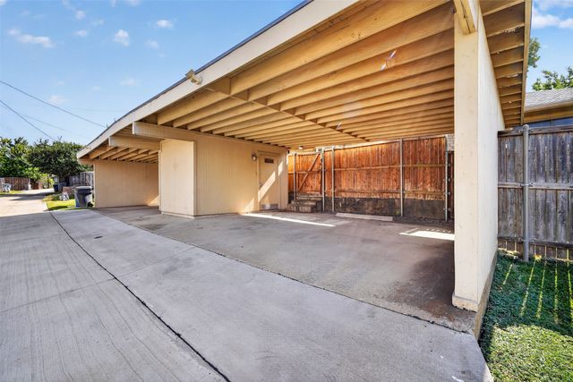 10526 Ravenscroft Drive, Dallas, TX 75230