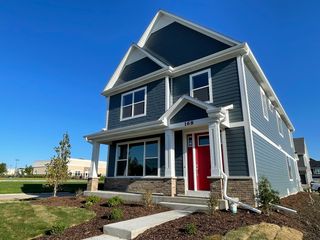 160 Roman Lane, Hawthorn Woods, IL 60047