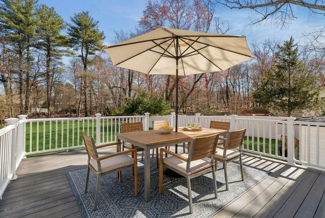 7 Nelson Road, Burlington, MA 01803