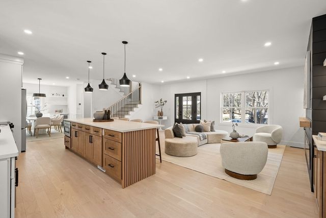 7 Nelson Road, Burlington, MA 01803