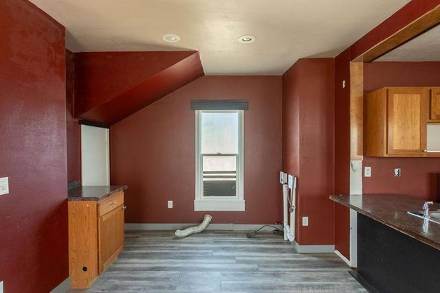 316 11th Street N, Moorhead, MN 56560