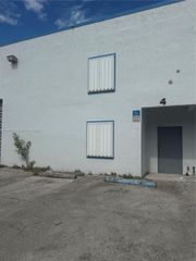 2205 W 80th St F-4, Hialeah, FL 33016