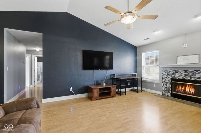 5736 Woodcote Drive, Indianapolis, IN 46221