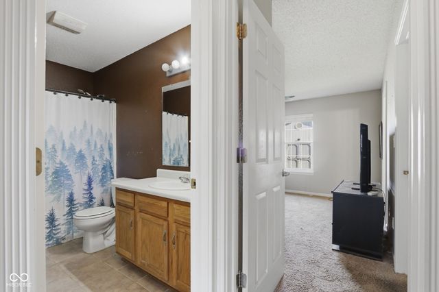 5736 Woodcote Drive, Indianapolis, IN 46221