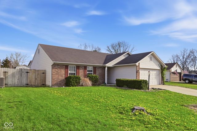5736 Woodcote Drive, Indianapolis, IN 46221