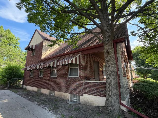 3420 Lumardo Avenue, Cincinnati, OH 45238