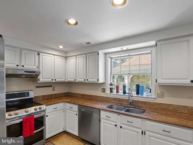 6408 4 FOOT TRL, Columbia, MD 21045