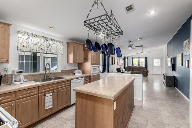 201 S GREENFIELD Road 166, Mesa, AZ 85206