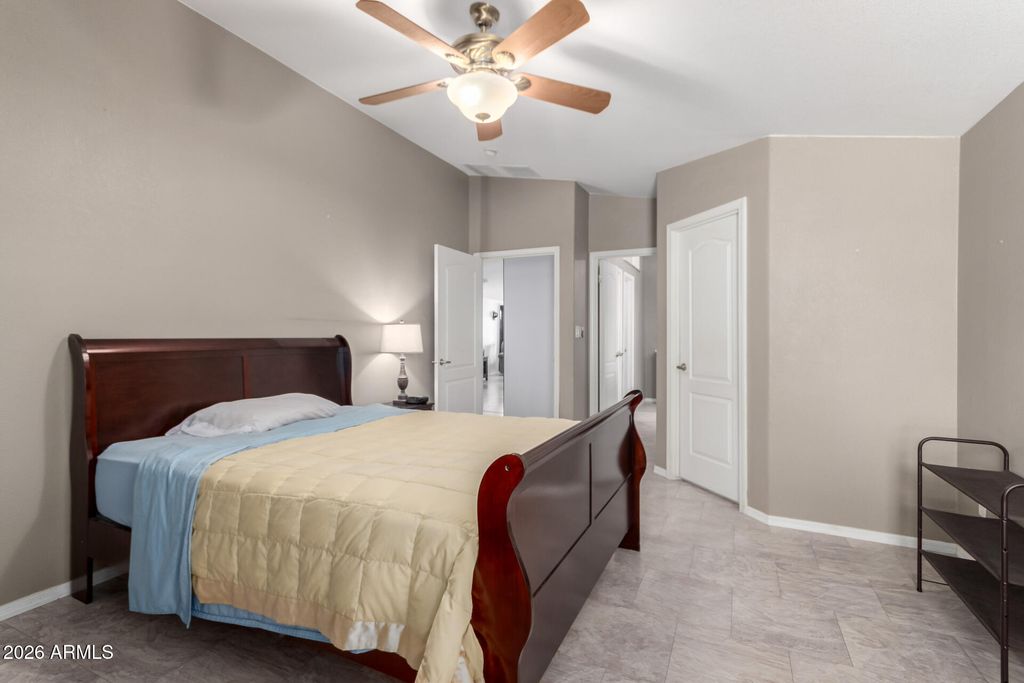 Image 13 of property listing at 201 S GREENFIELD Road 166, Mesa, AZ 85206