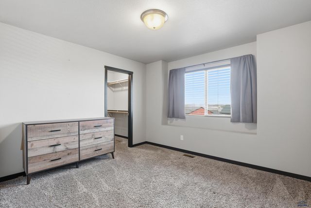 1561 ADDISON AVE, Rapid City, SD 57702