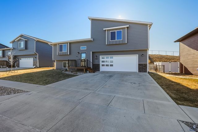 1561 ADDISON AVE, Rapid City, SD 57702