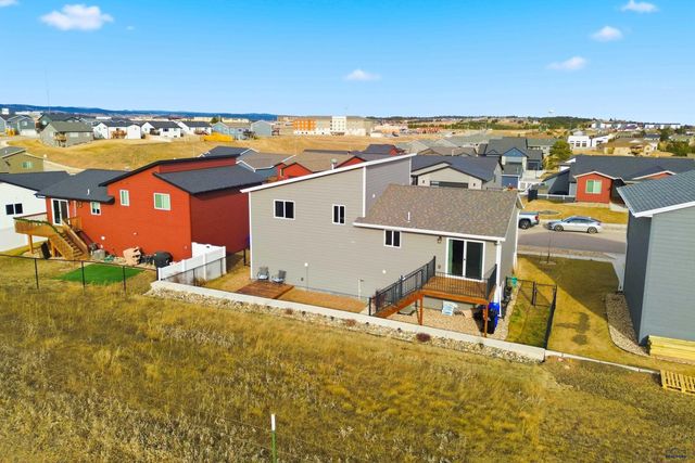 1561 ADDISON AVE, Rapid City, SD 57702