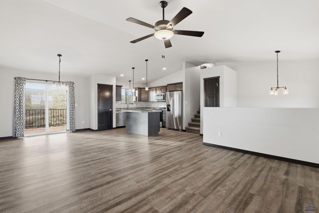 1561 ADDISON AVE, Rapid City, SD 57702