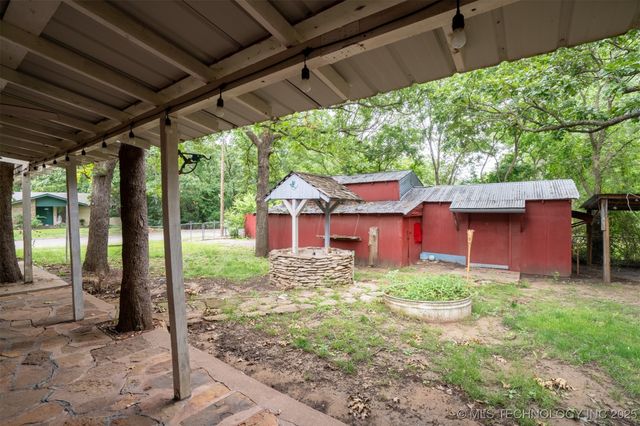 104 Laurel Place, Bartlesville, OK 74003