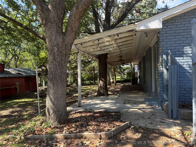 104 Laurel Place, Bartlesville, OK 74003