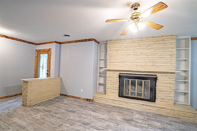 104 Laurel Place, Bartlesville, OK 74003