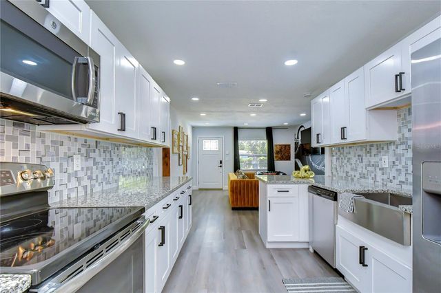 2714 E 98TH AVENUE, Tampa, FL 33612