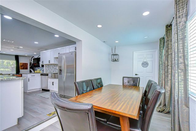 2714 E 98TH AVENUE, Tampa, FL 33612