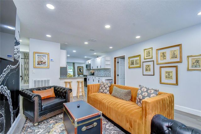 2714 E 98TH AVENUE, Tampa, FL 33612