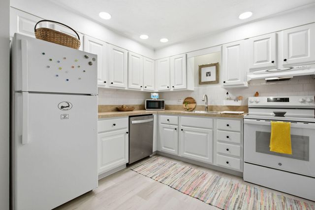 159 Center Street UNIT 4, Dennis Port, MA 02639