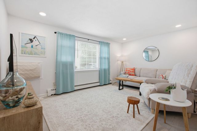 159 Center Street UNIT 4, Dennis Port, MA 02639