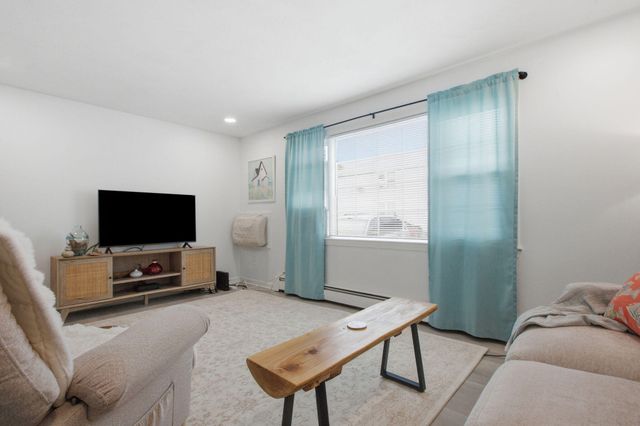 159 Center Street UNIT 4, Dennis Port, MA 02639