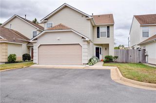 1008 Fallcreek RN, Chesapeake, VA 23322