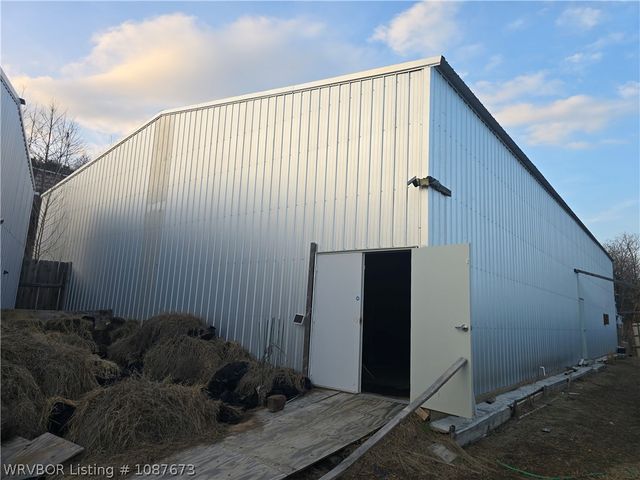 34676 Cooper Road, Poteau, OK 74953