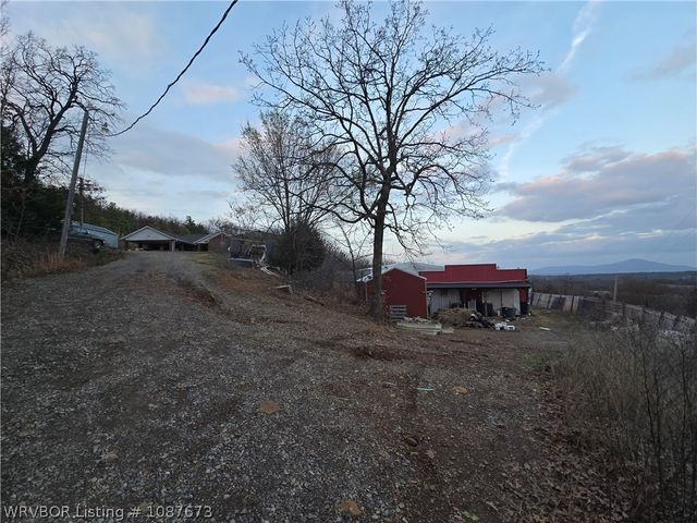 34676 Cooper Road, Poteau, OK 74953