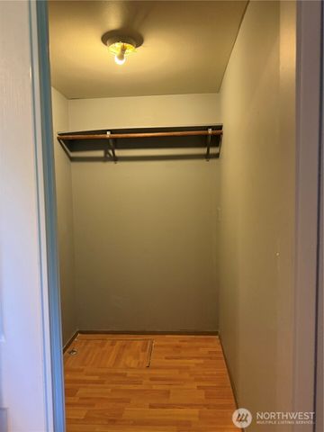 9804 S 252nd Street, Kent, WA 98030