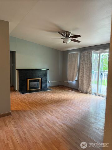9804 S 252nd Street, Kent, WA 98030