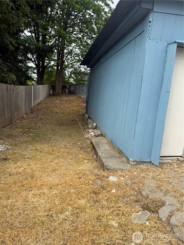 9804 S 252nd Street, Kent, WA 98030