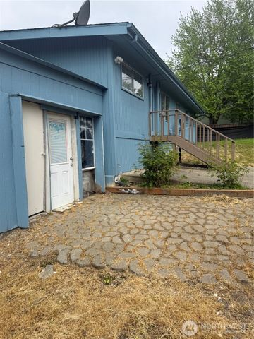 9804 S 252nd Street, Kent, WA 98030