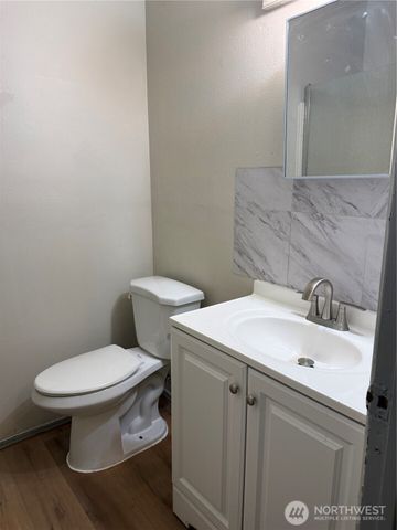 9804 S 252nd Street, Kent, WA 98030