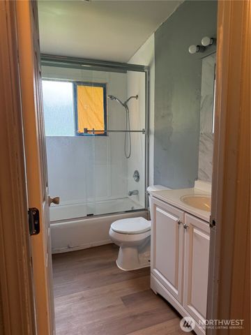 9804 S 252nd Street, Kent, WA 98030