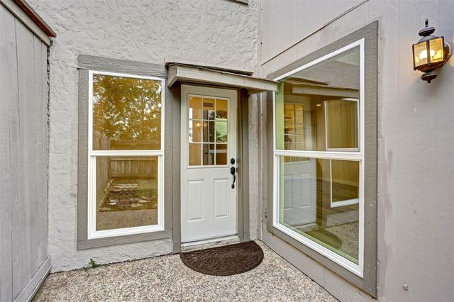 880 Tully Road 3, Houston, TX 77079