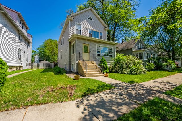 1032 S Maple Avenue, Oak Park, IL 60304