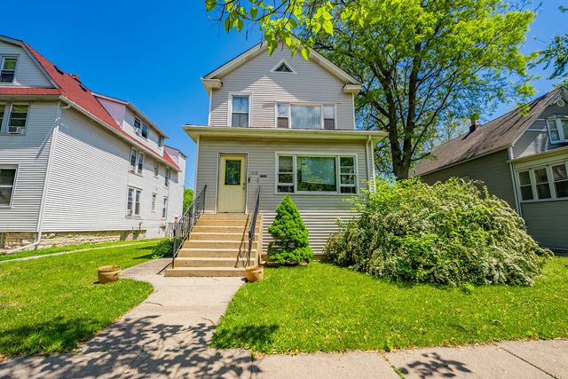 1032 S Maple Avenue, Oak Park, IL 60304