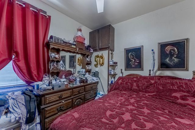 1032 S Maple Avenue, Oak Park, IL 60304