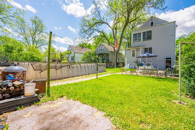1032 S Maple Avenue, Oak Park, IL 60304