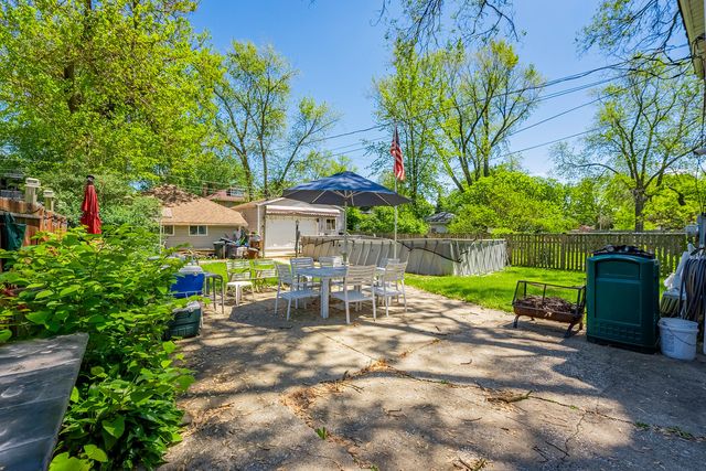1032 S Maple Avenue, Oak Park, IL 60304