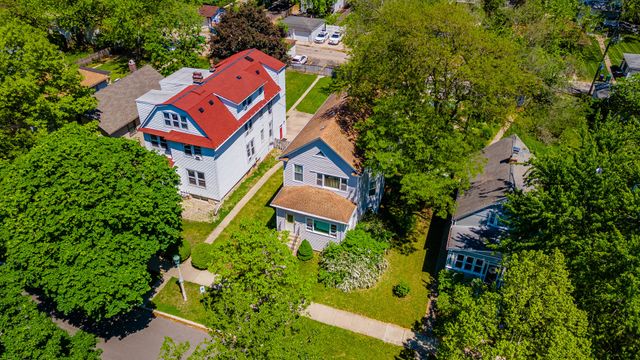 1032 S Maple Avenue, Oak Park, IL 60304