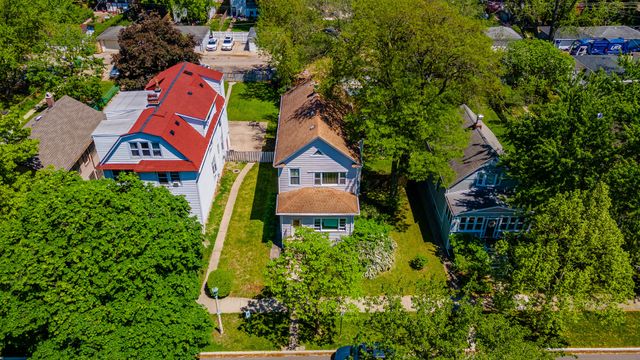 1032 S Maple Avenue, Oak Park, IL 60304