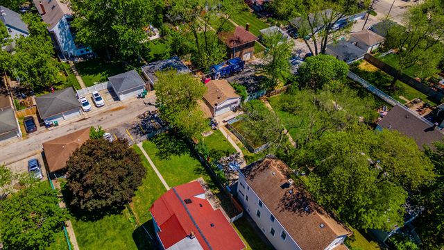 1032 S Maple Avenue, Oak Park, IL 60304