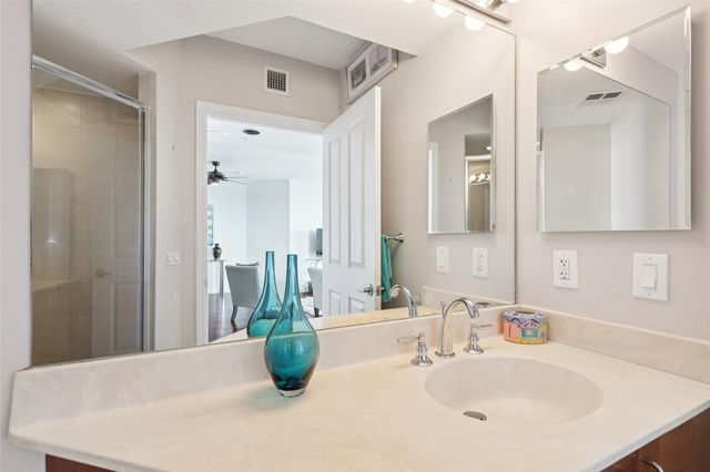 401 SW 4TH AV 904, Fort Lauderdale, FL 33315