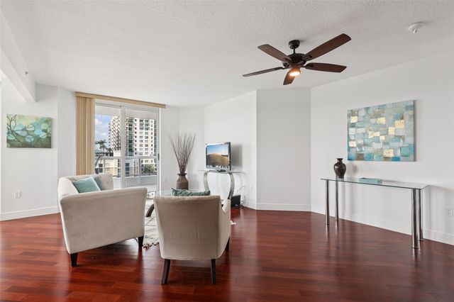 401 SW 4TH AV 904, Fort Lauderdale, FL 33315