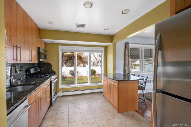 844 Arthur Street, West Hempstead, NY 11552