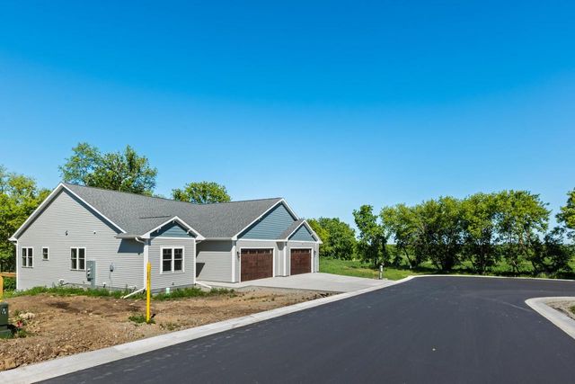 754 Kensington Drive, Ripon, WI 54971